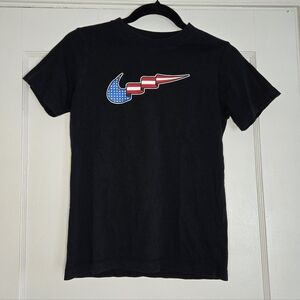 Nike American Flag Swoosh Black T-Shirt - Kids Large